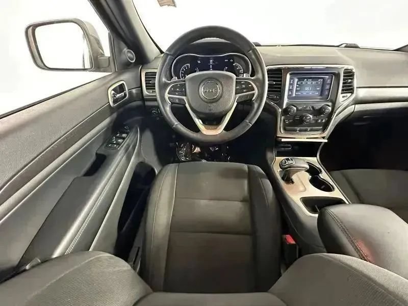 Used 2015 Jeep Grand Cherokee Laredo w/ Quick Order Package 23E AWD/4WD image 34
