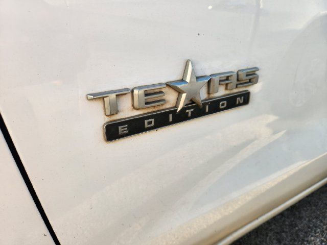 Used 2019 Chevrolet Silverado 1500 LT w/ Texas Edition RWD image 9