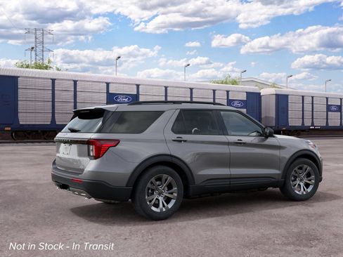 New 2027 Ford Explorer Active AWD/4WD image 6