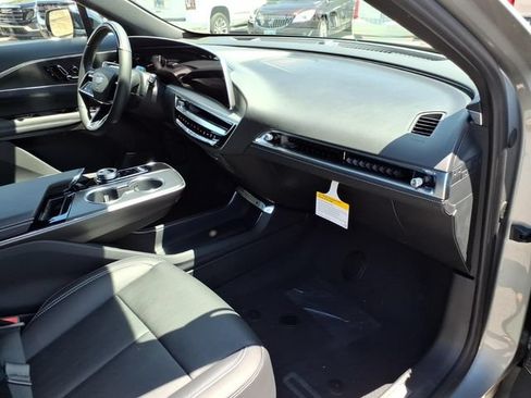 New 2026 Cadillac Lyriq Sport w/ LPO, ONYX Package AWD/4WD image 23