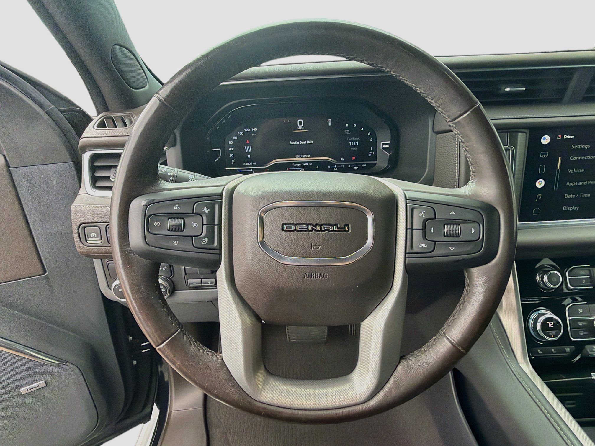 Used 2022 GMC Yukon Denali w/ Denali Premium Package RWD image 11