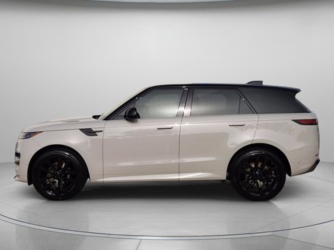 New 2026 Land Rover Range Rover Sport Dynamic SE AWD/4WD image 2