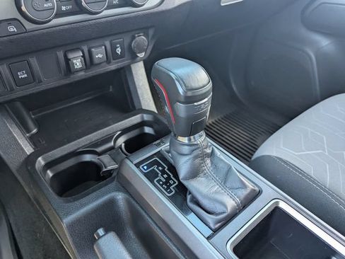 Used 2023 Toyota Tacoma TRD Off-Road AWD/4WD image 33