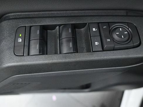 Used 2026 Toyota RAV4 SE AWD/4WD image 11