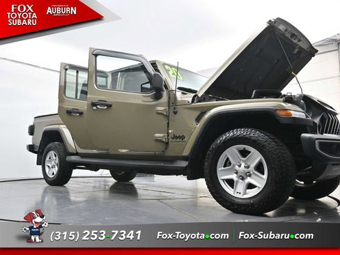 Used 2020 Jeep Gladiator Sport w/ Quick Order Package 24S AWD/4WD image 38