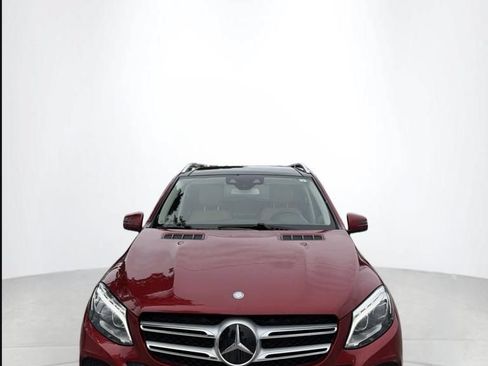 Used 2017 Mercedes-Benz GLE 350 4MATIC image 4