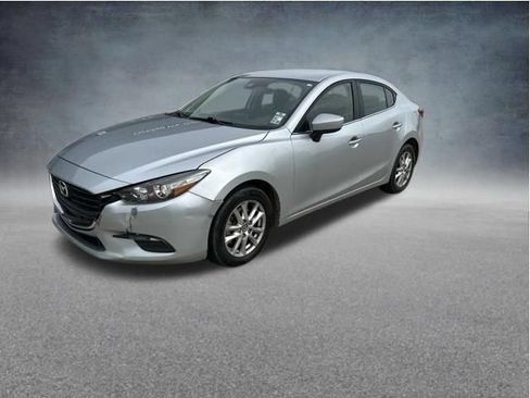 Used 2018 MAZDA MAZDA3 Sport w/ Preferred Equipment Package FWD image 4