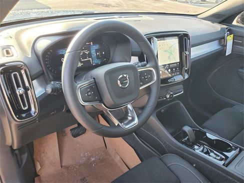 New 2026 Volvo XC40 B5 Ultra w/ Protection Package Premier image 15