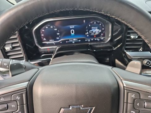 Used 2024 Chevrolet Silverado 1500 LT Trail Boss w/ Convenience Package II AWD/4WD image 26