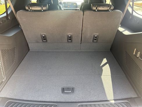 New 2026 Chevrolet Suburban LT w/ Comfort Package RWD image 16