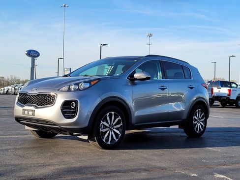 Used 2019 Kia Sportage EX w/ EX Premium Package image 8