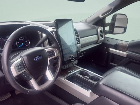 Used 2017 Ford F350 Lariat w/ FX4 Off-Road Package AWD/4WD image 11