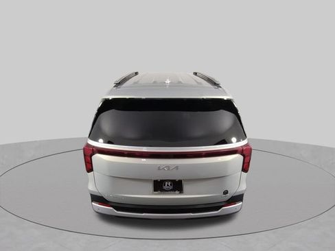 Used 2025 Kia Carnival EX FWD image 36