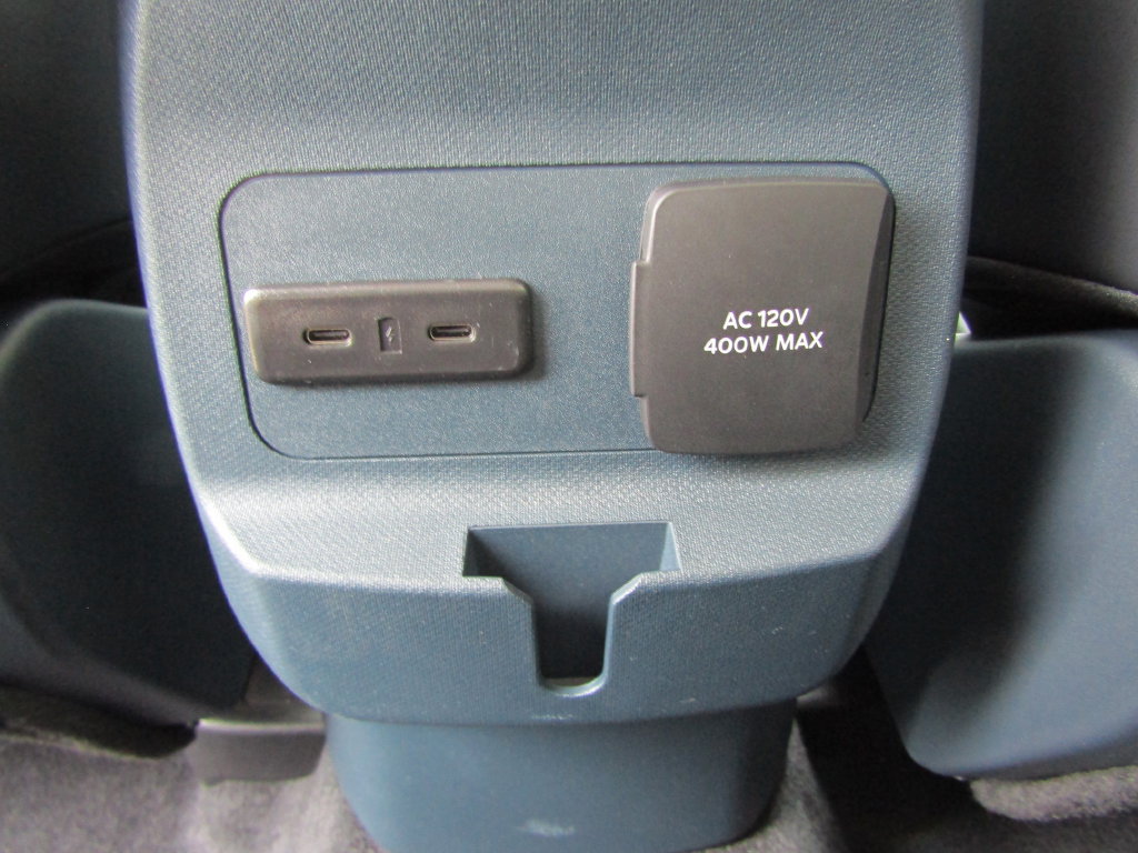 New 2026 Ford Maverick Tremor AWD/4WD image 28