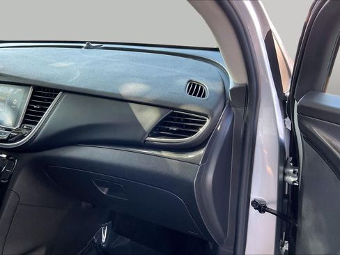 Used 2018 Buick Encore Preferred FWD image 19