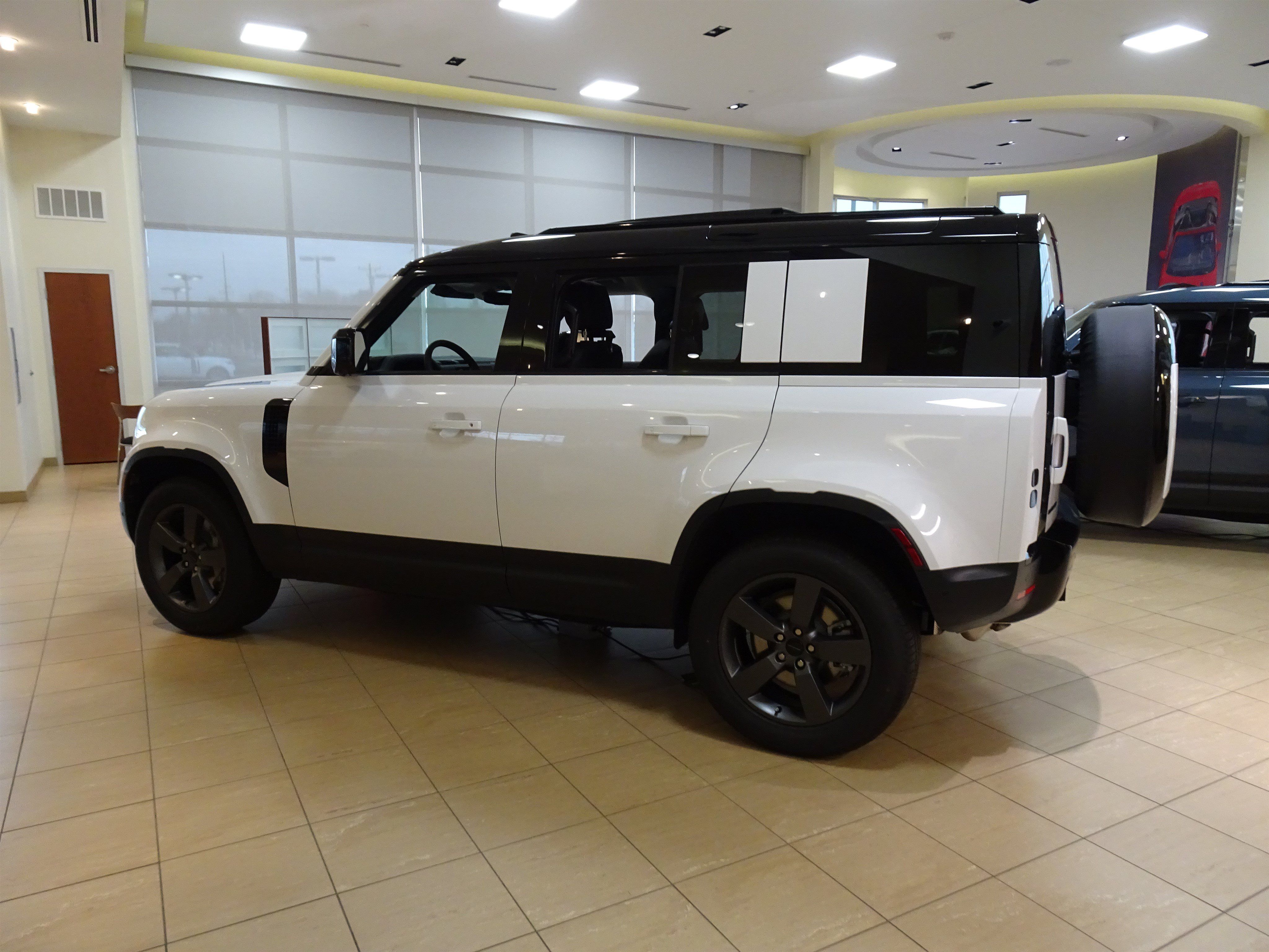 New 2026 Land Rover Defender 110 S AWD/4WD image 10