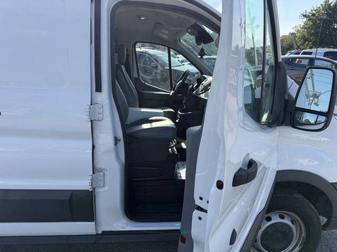 Used 2017 Ford Transit 150 130 Low Roof RWD image 16