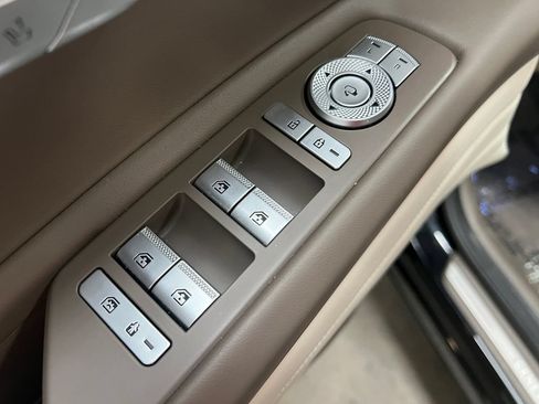 Used 2024 Genesis GV80 3.5T w/ Prestige Package AWD/4WD image 13