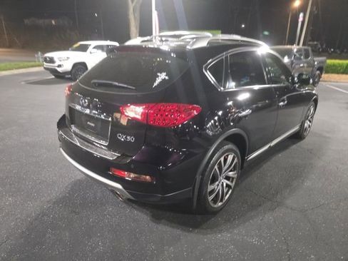 Used 2017 INFINITI QX50 2WD w/ Premium Plus Package image 7