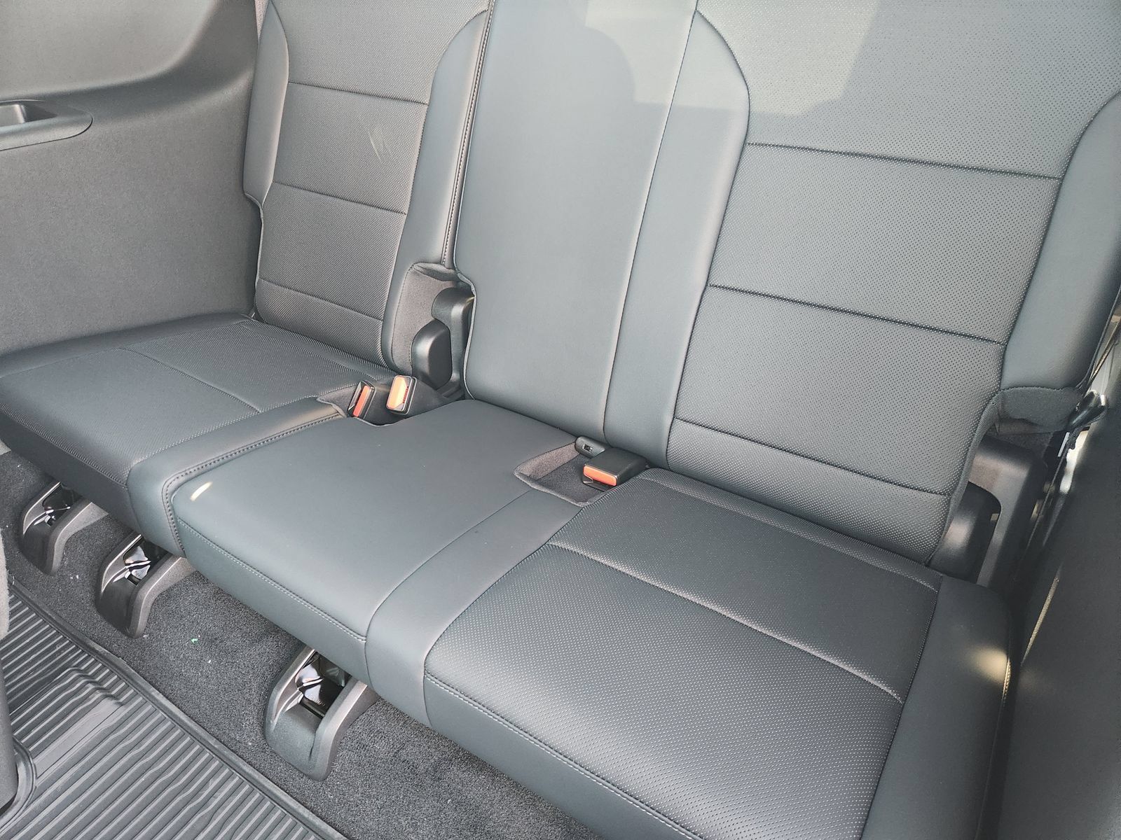 New 2027 Buick Enclave Sport Touring w/ Power Package FWD image 35