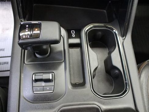 Used 2024 GMC Sierra 1500 AT4 w/ Technology Package AWD/4WD image 28