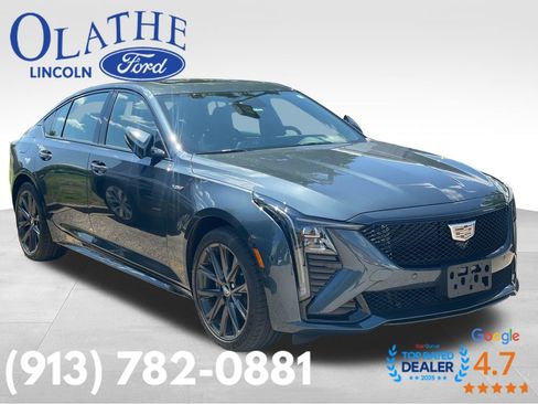Used 2026 Cadillac CT5 V w/ Technology Package AWD/4WD image 3