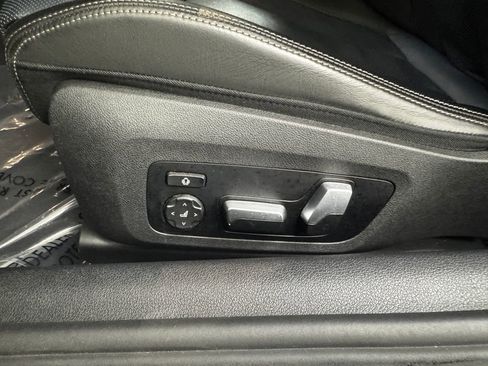 Used 2023 BMW M850i xDrive Coupe w/ Driving Assistance Package image 29