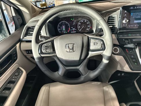 New 2026 Honda Odyssey EX-L image 11