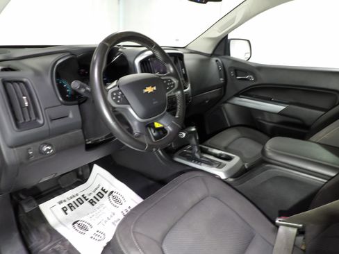 Used 2021 Chevrolet Colorado LT w/ Fleet Safety Package RWD image 10