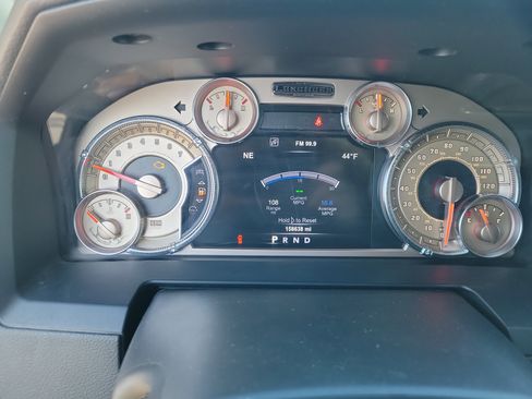 Used 2017 RAM 1500 Laramie Longhorn image 22