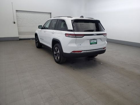 Used 2023 Jeep Grand Cherokee 4WD 4xe image 6