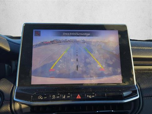 Used 2023 Jeep Compass Trailhawk w/ Trailhawk Elite Group image 18