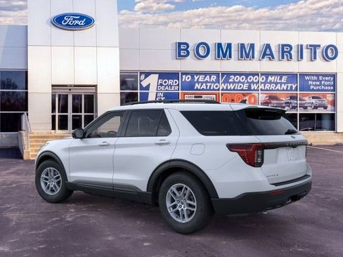 New 2026 Ford Explorer Active AWD/4WD image 4