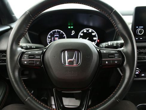 Used 2023 Honda HR-V Sport image 12