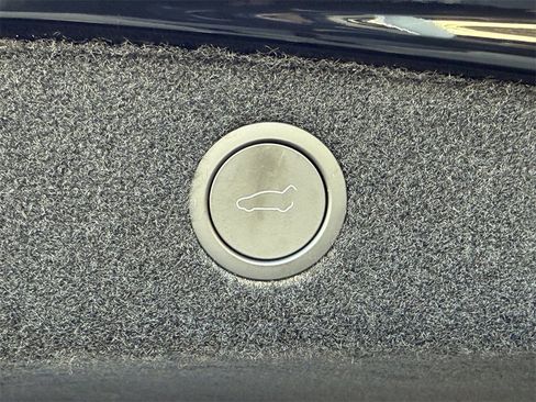 Used 2025 Tesla Model 3 Long Range image 27