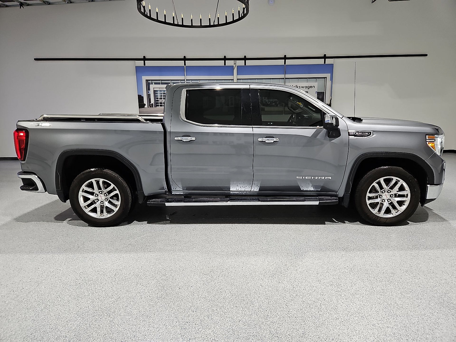 Used 2021 GMC Sierra 1500 SLT w/ SLT Premium Package AWD/4WD image 9