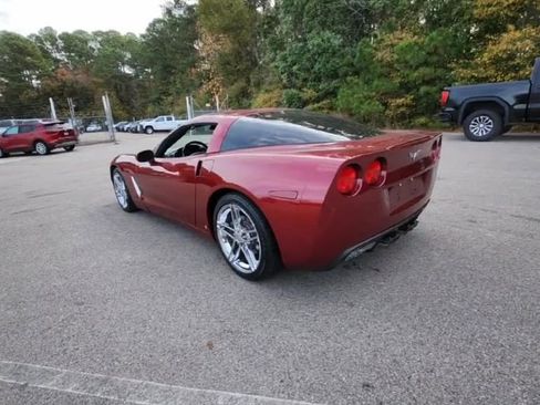 Used 2007 Chevrolet Corvette Coupe image 3