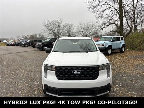 New 2025 Ford Maverick XLT w/ Equipment Group 301A image 5