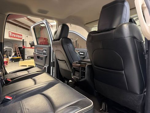 Used 2022 RAM 2500 Laramie w/ Safety Group B AWD/4WD image 39