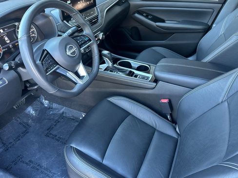 Used 2024 Nissan Altima 2.5 SL image 10
