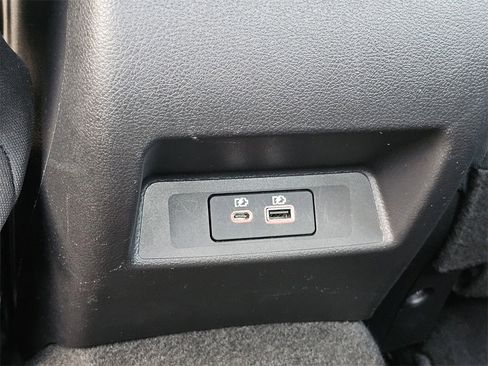 Used 2024 Nissan Altima 2.5 SV image 17