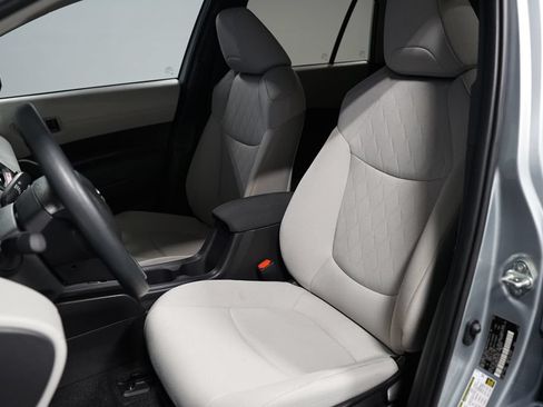 Certified 2026 Toyota Corolla Cross L FWD image 24