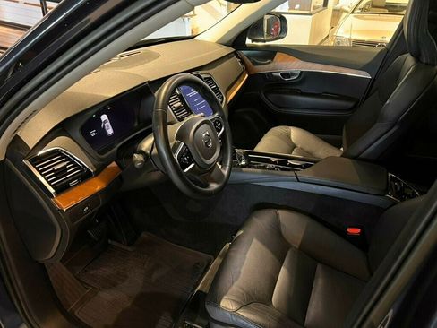 Used 2023 Volvo XC90 B5 Plus w/ Protection Package Premier image 16