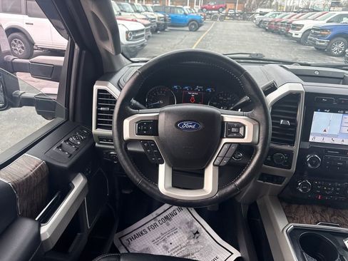 Used 2019 Ford F250 Lariat w/ Lariat Ultimate Package image 23