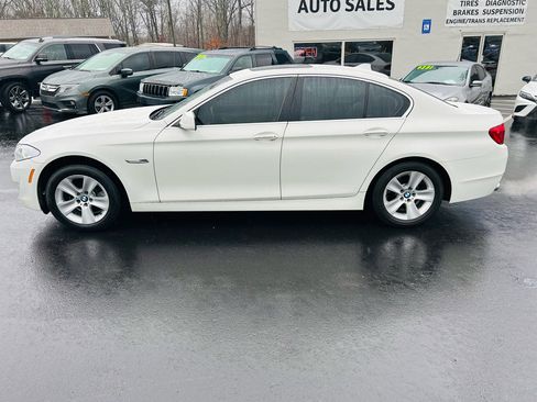 Used 2012 BMW 528i Sedan image 2