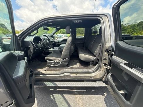 Used 2015 Ford F150 XLT w/ Equipment Group 301A Mid AWD/4WD image 8