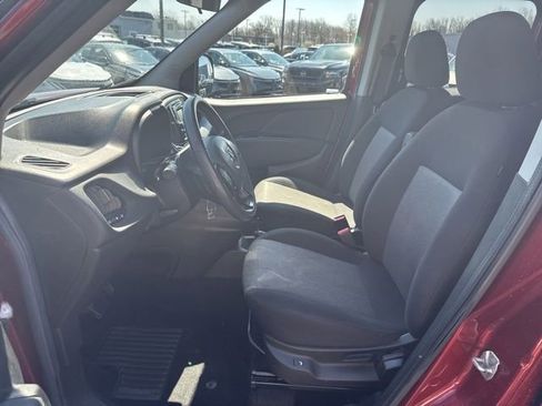 Used 2017 RAM ProMaster City Tradesman SLT w/ Rear Back-up Camera Group FWD image 10