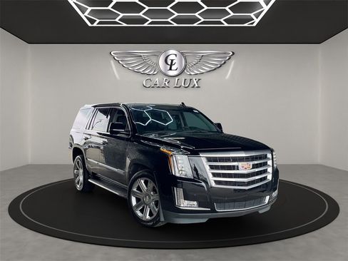 Used 2020 Cadillac Escalade Luxury image 8