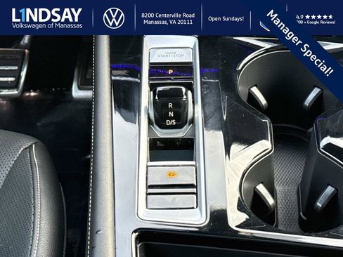 Used 2024 Volkswagen Atlas Cross Sport SEL R-Line image 16