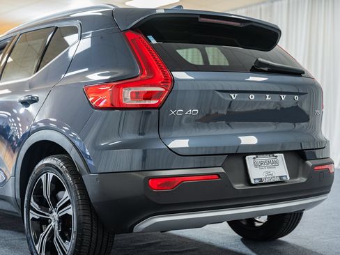 Used 2022 Volvo XC40 T5 Inscription w/ Advanced Package AWD/4WD image 6